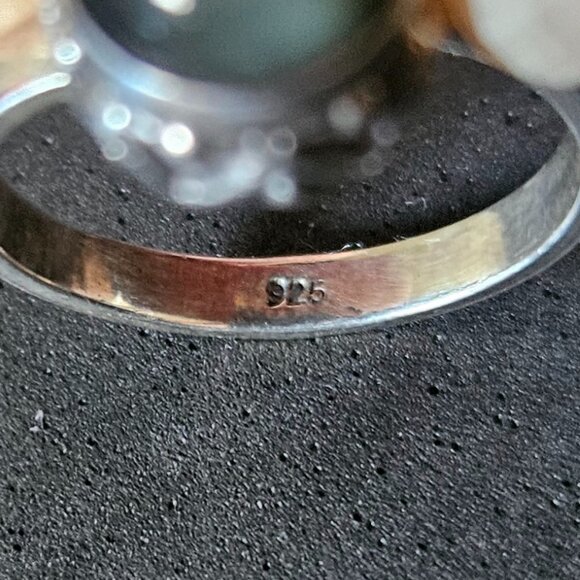 Cat's Eye Moonstone Ring - Picture 6 of 7